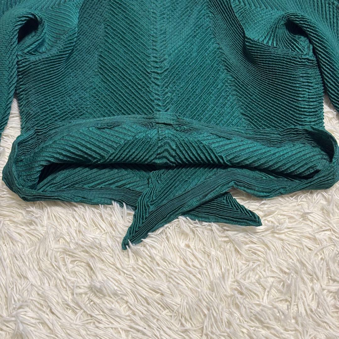 ISSEY MIYAKE プリーツ 立体デザイン カーディガン サイズ2 日本製