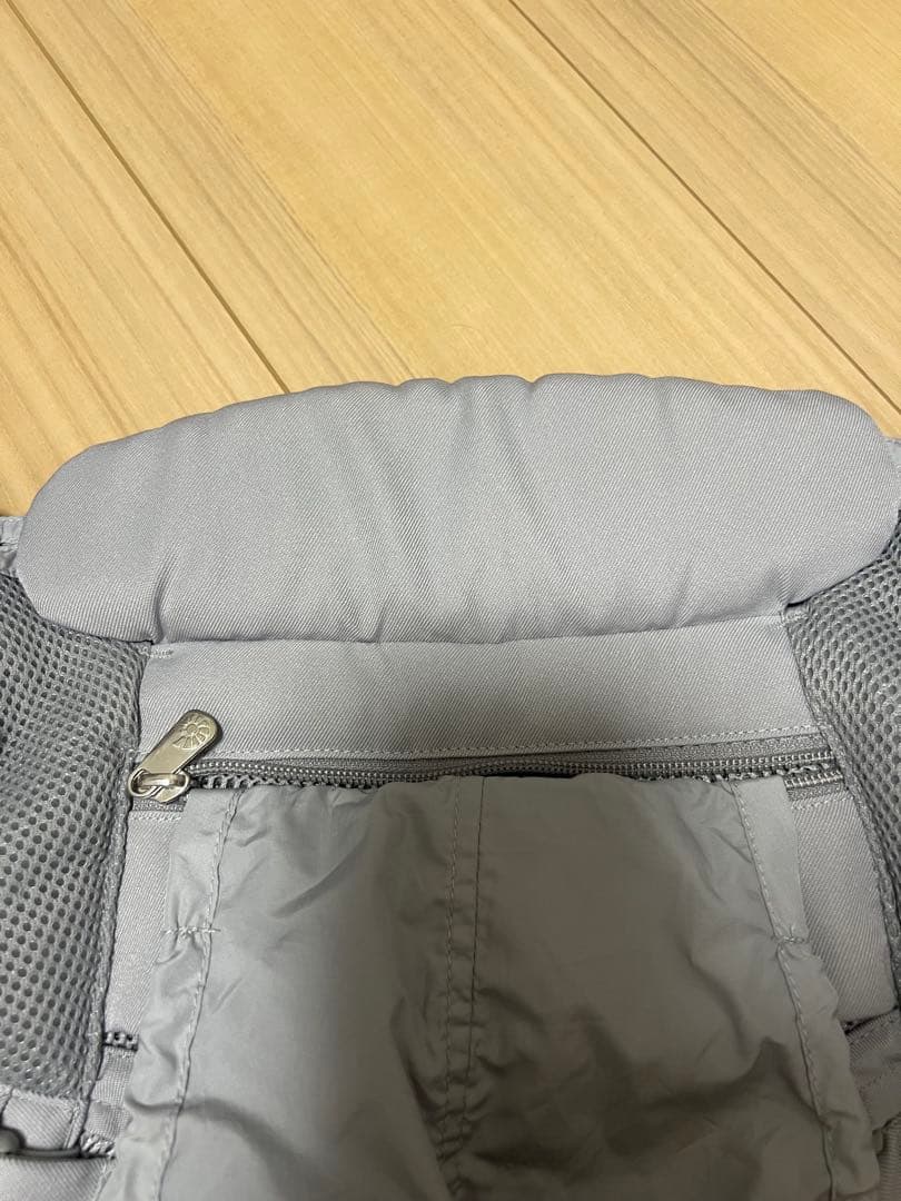 Ergobaby（エルゴベビー）グレー メッシュ 抱っこ紐