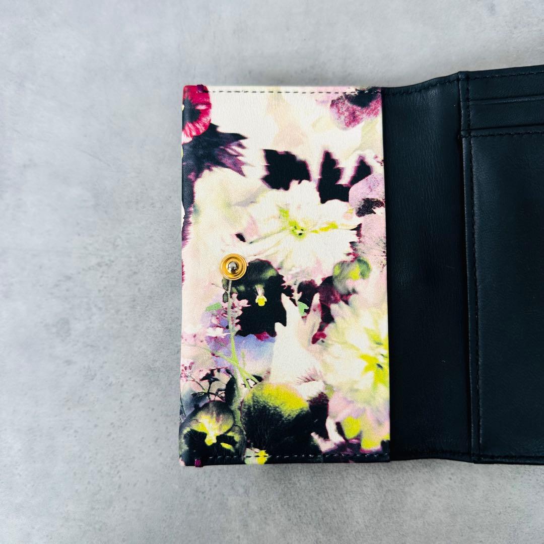 廃盤✨Paul Smith マーガレットプリントトリム がま口 三つ折り財布①