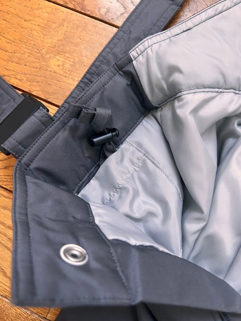 DESCENTE スキーウェア　上下セット　130 美品