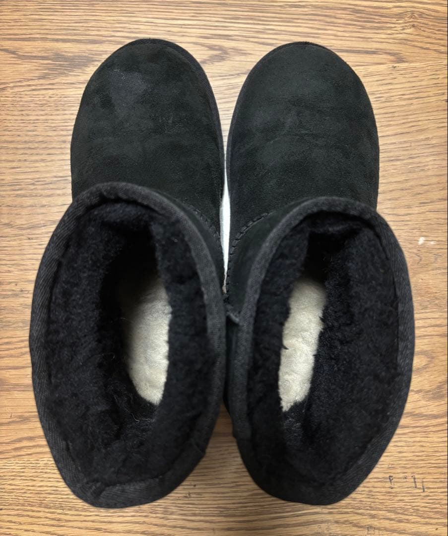UGG アグ＊クラッシックミニ ムートンブーツ 黒 24cm