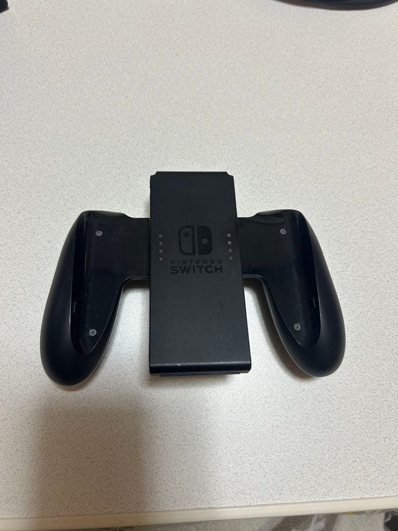 て*や様 Nintendo Switch 本体＋付属品＋SDカード(64GB)