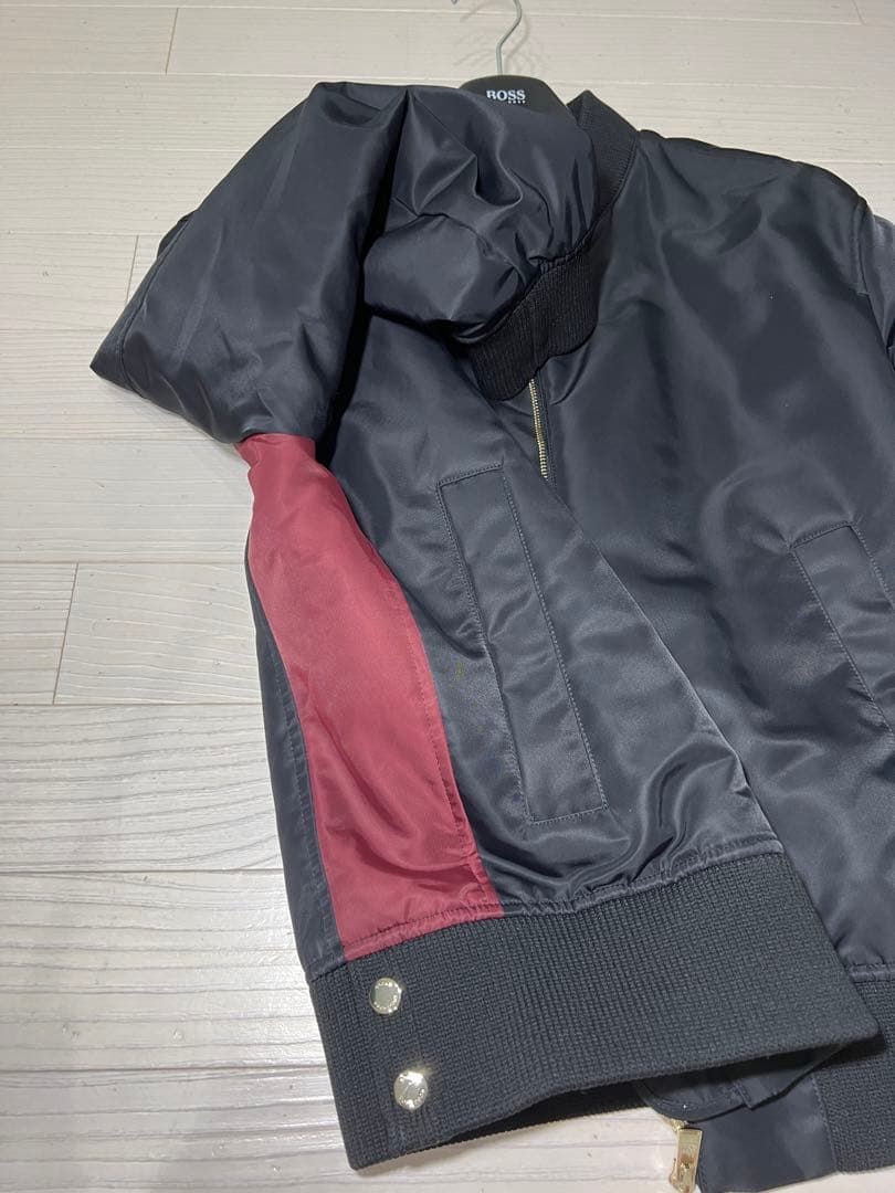 HUGO BOSS MA-1スタイルジャケット