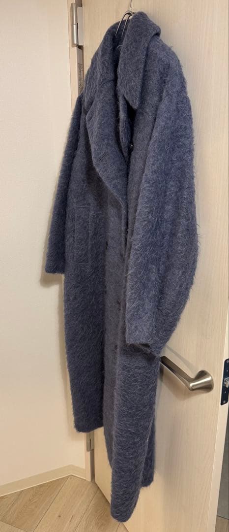 CLANE ロングシャギーベルテッドコート 02