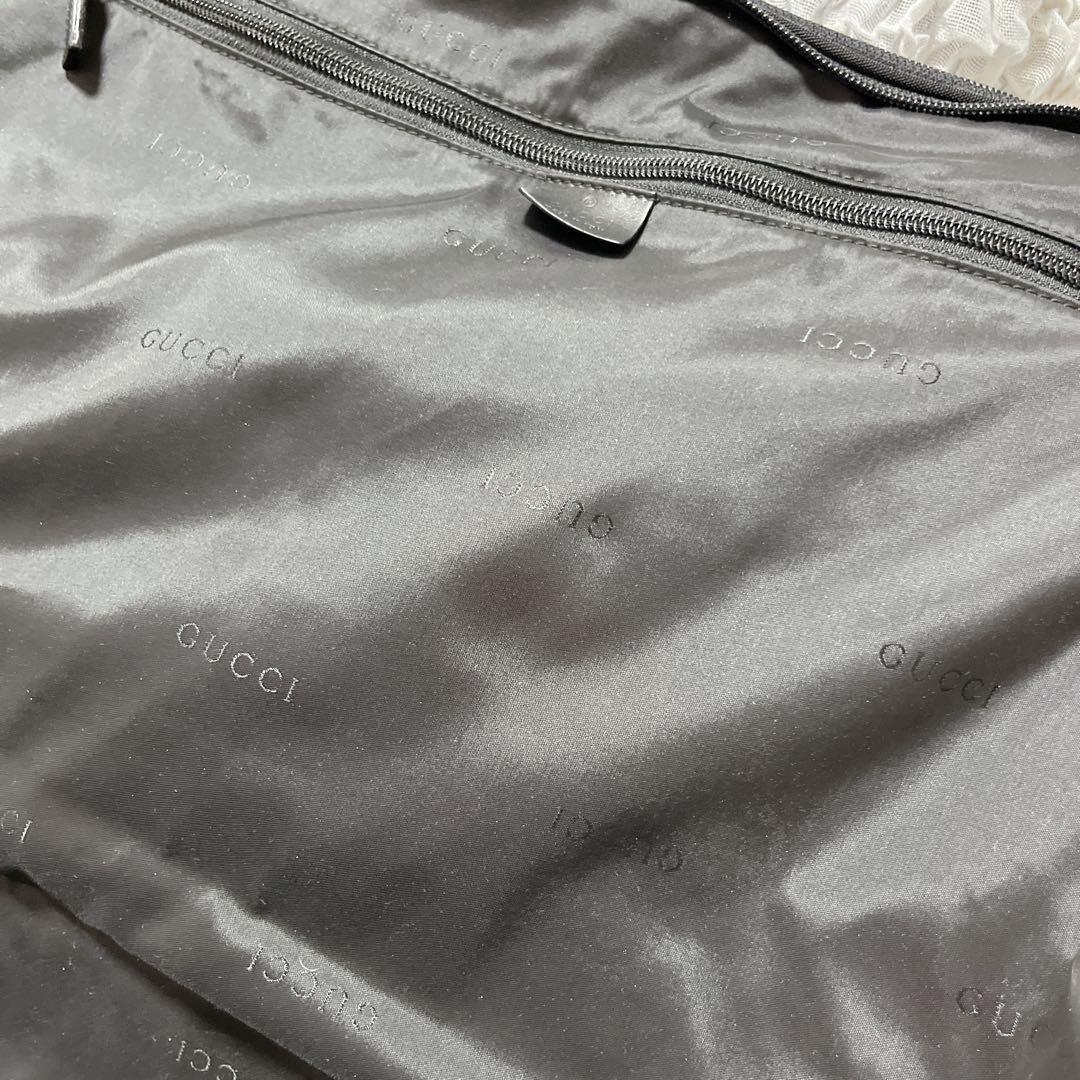 GUCCI グッチ　ビジネスバッグ　黒　ボストンバッグ