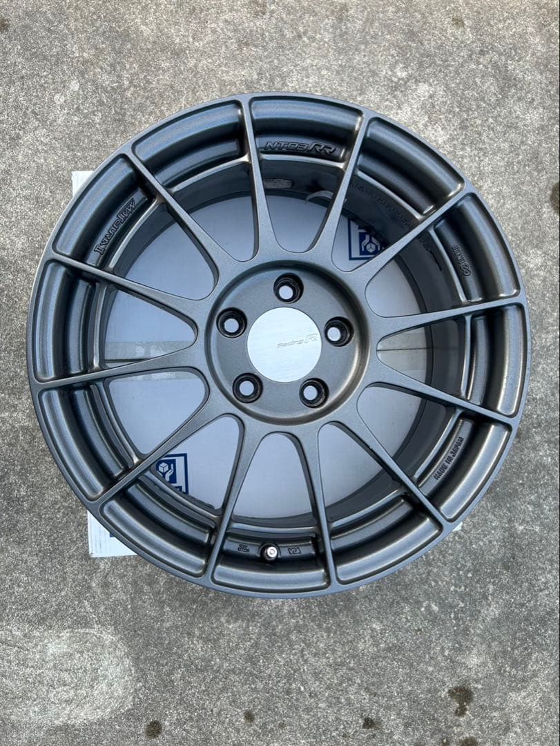 お値下げ　ENKEI NT03RRホイール4本17インチ マットグレー