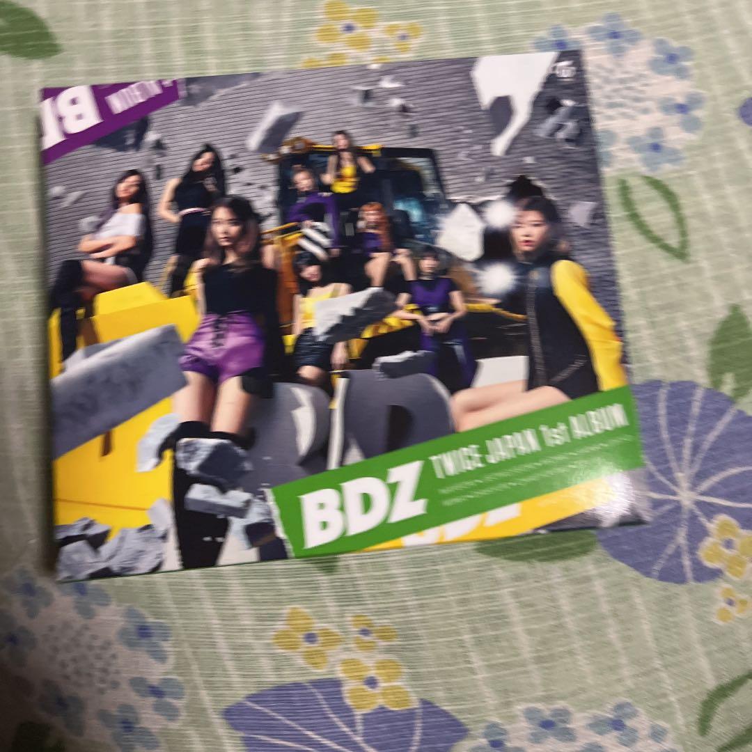 TWICEのアルバムやCDなどのまとめ売り