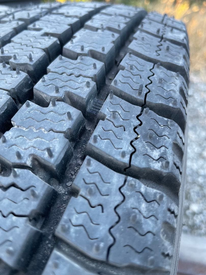 3726 トーヨー　185/85R16 スタッドレス　新古2本セット