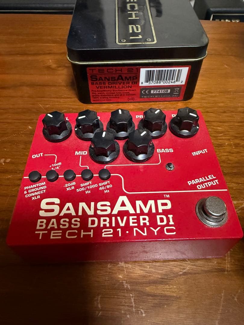 SansAmp BASS D DI　限定色　赤 レッド サンズアンプ