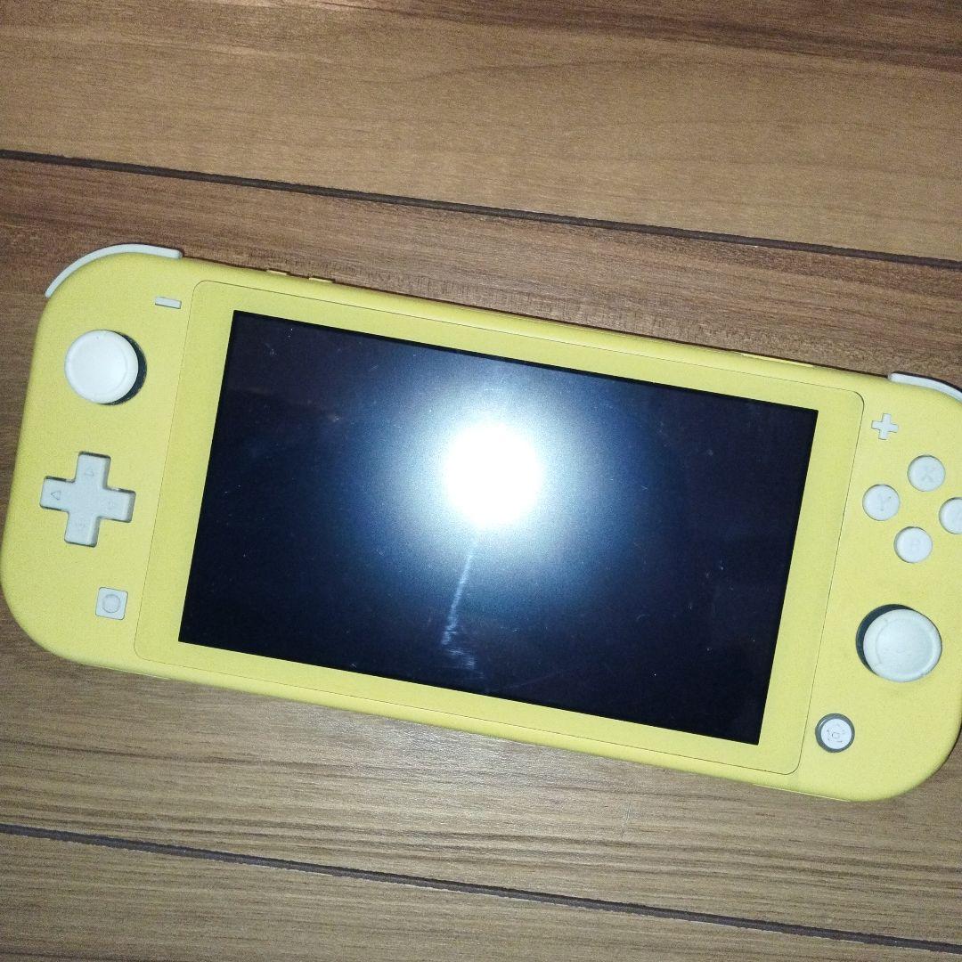 任天堂 スイッチライト イエロー HDH-001 Nintendo