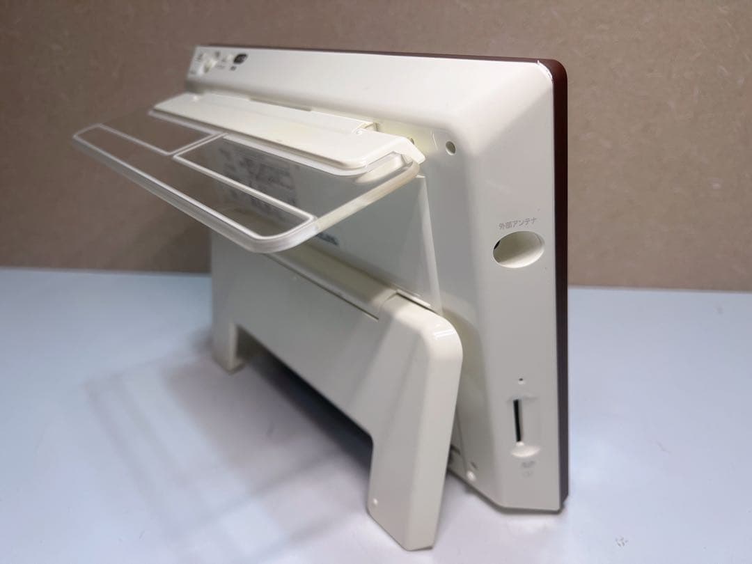 Panasonic VIERA DMP-HV100 ビエラ ポータブルテレビ