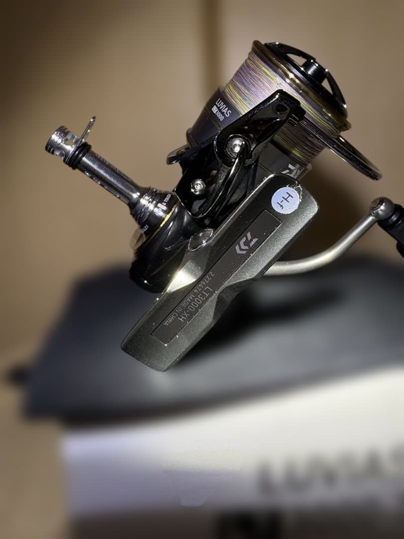 DAIWA LUVIAS LT3000-XH ゴメクサスリールスタンド付き