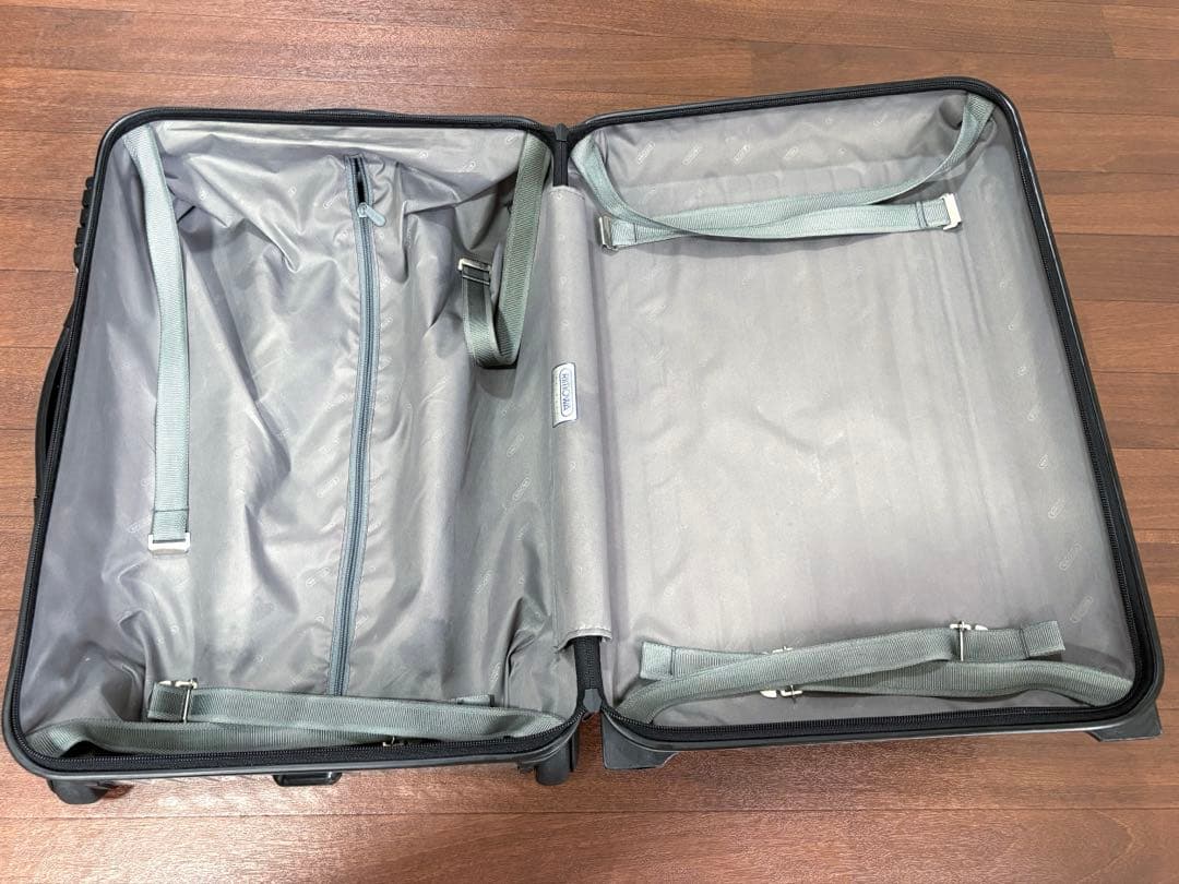 RIMOWA サルサ 2輪 機内持ち込みサイズ