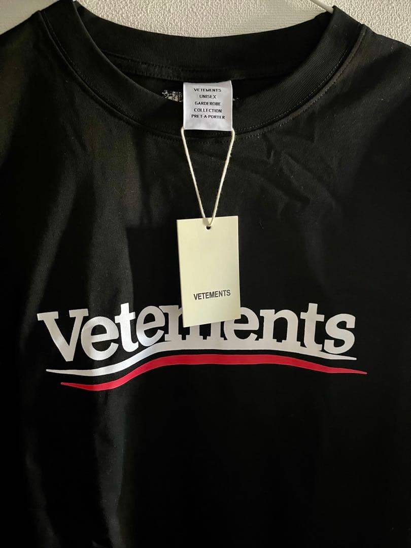 VETEMENTS ロゴTシャツ Sサイズ（オーバーサイズ L相当）