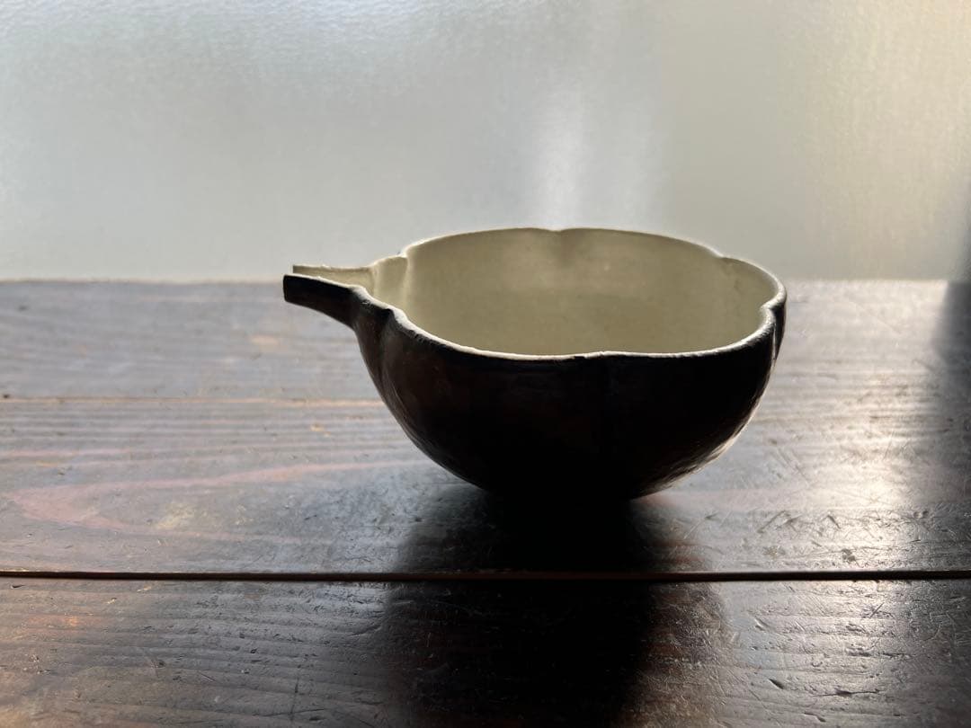 片口鉢　櫨山窯　直径13cm 高さ7.7cm