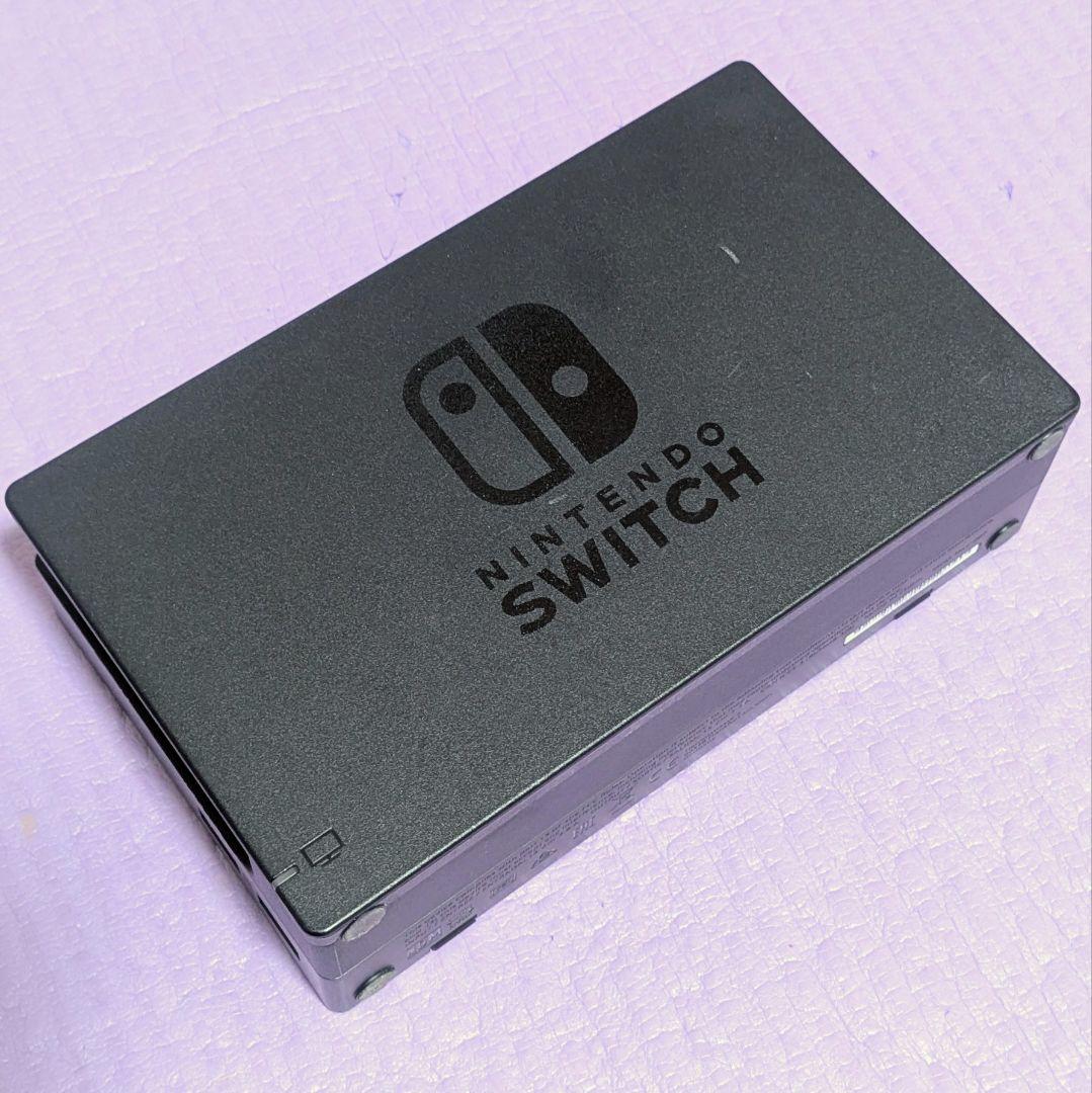 バッテリー新品　ニンテンドースイッチ 本体 32Gカードなどおまけ多数