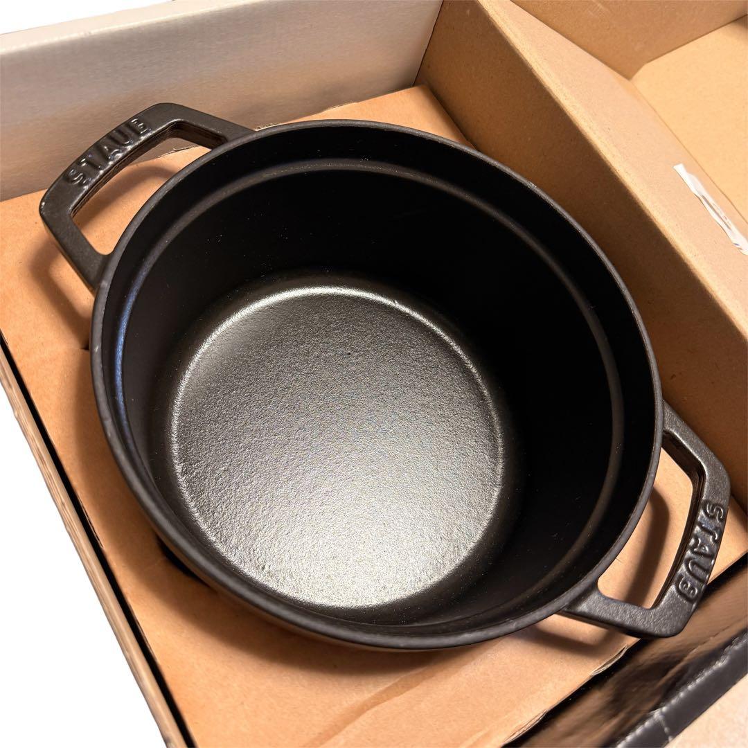 【未使用に近い】staub ピコ・ココット ラウンド ブラック20cm2.2L
