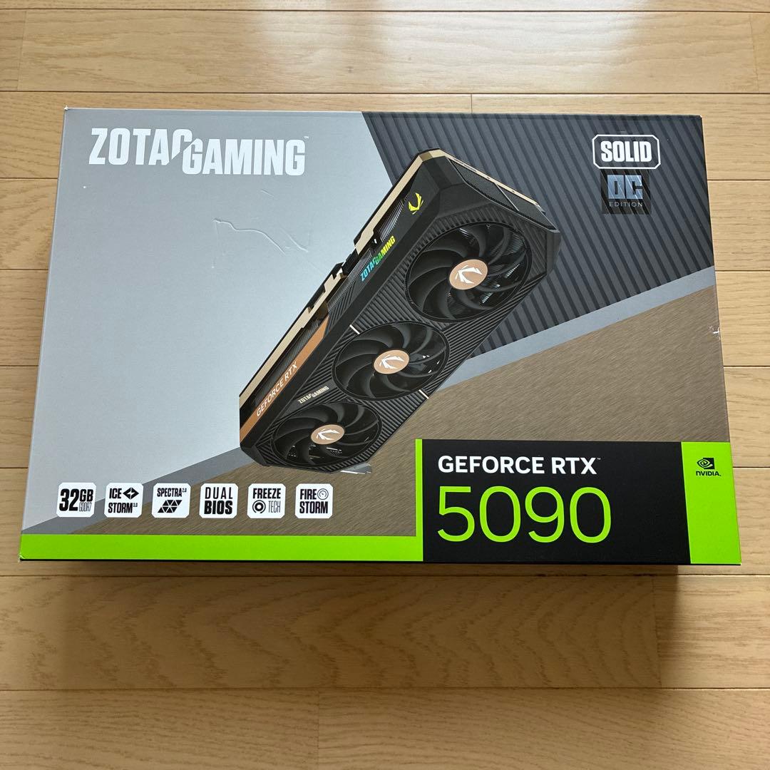 zotac 5090 ヒートシンク　ファン　など