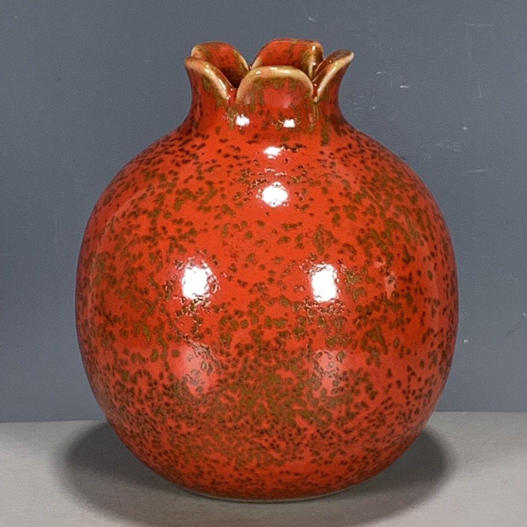清雍正霽紅釉石榴花瓶  景徳鎮 陶磁器 装飾品 現代工芸品美術品 置物