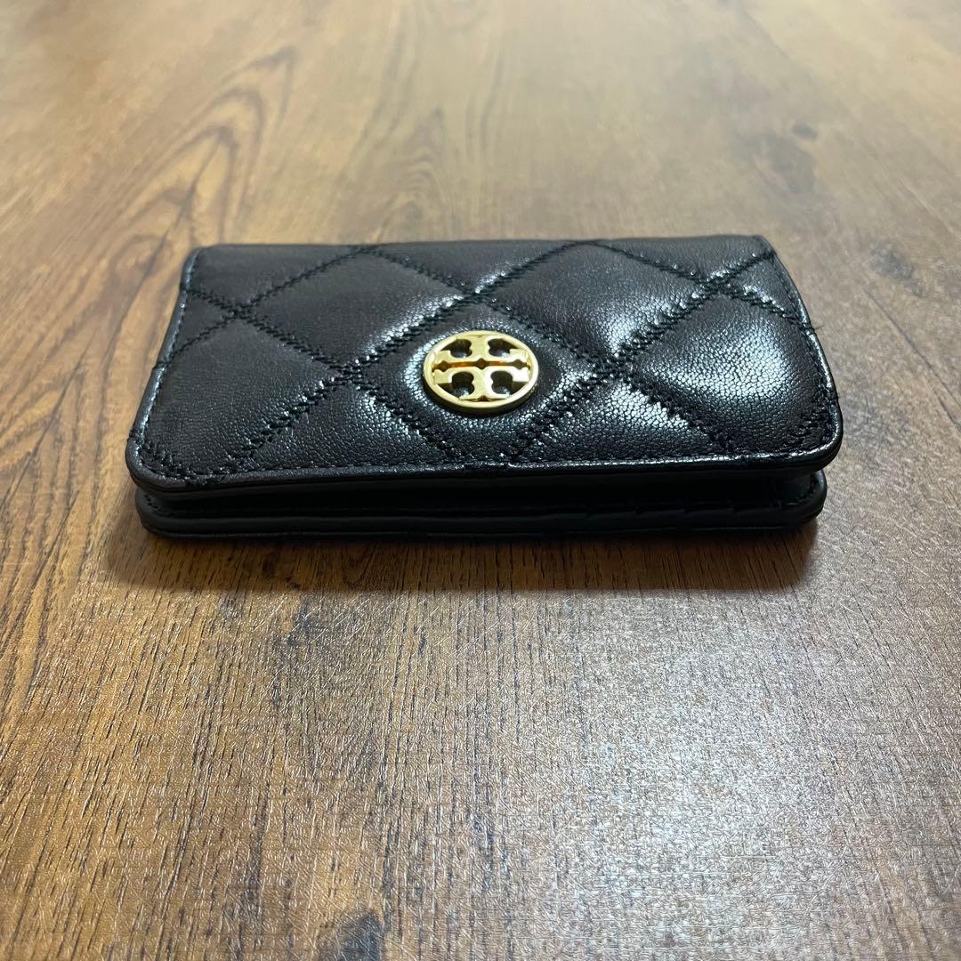 ToryBurch黒いレザー 二つ折り財布 キルティング