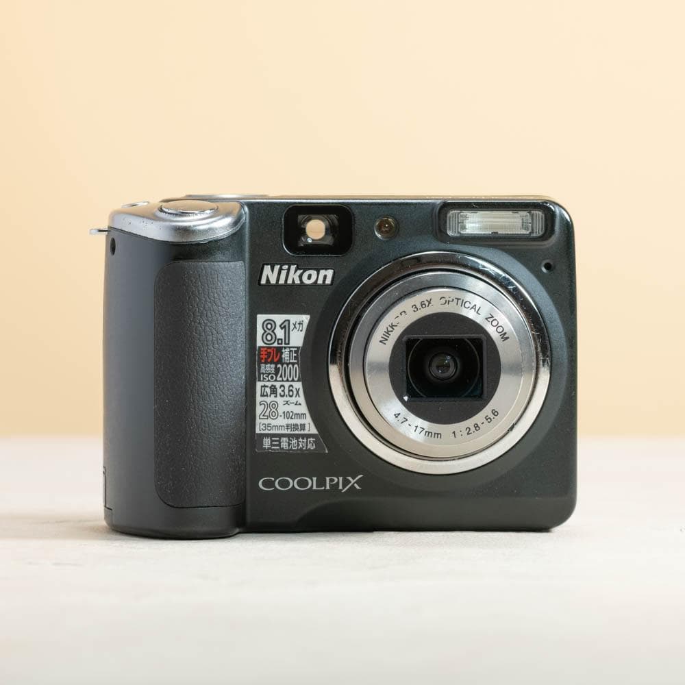 【訳アリ】Nikon COOLPIX P50 ブラック スマホ転送OK　単3電池