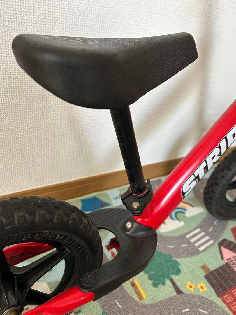 STRIDER 12 バランスバイク レッド