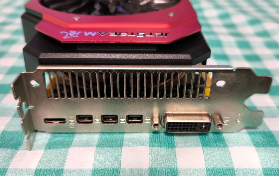 PALIT GeForce GTX 980 グラフィックボード。