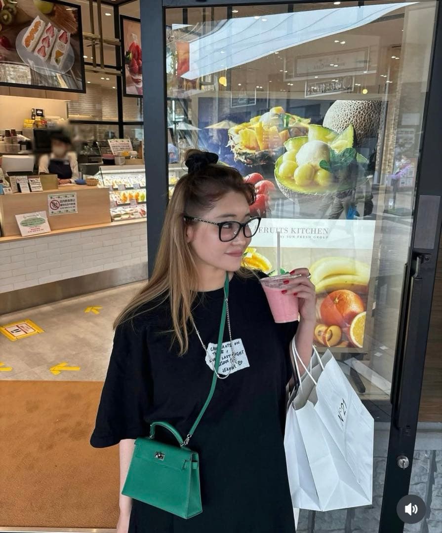 ayakaさん着Carne Bollente croissants Tシャツ L