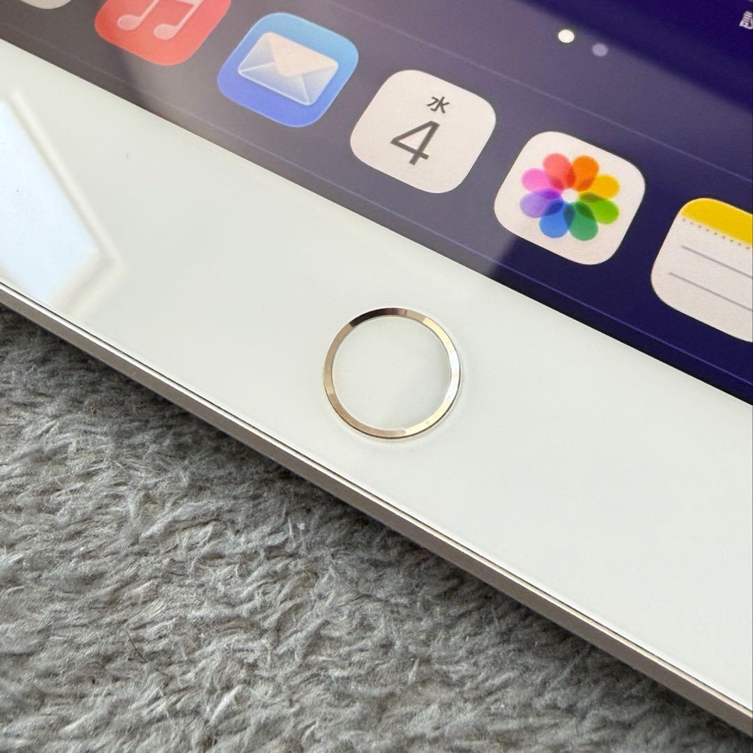 K*u様 【早い者勝ち】iPad 第8世代 32GB WIFIモデル 美品