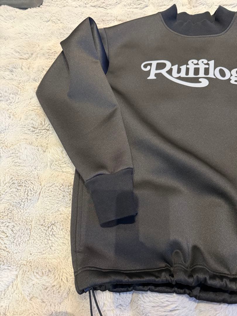 ク*ロ様 完売品　RUFFLOG NOT JUST ONE プルオーバー