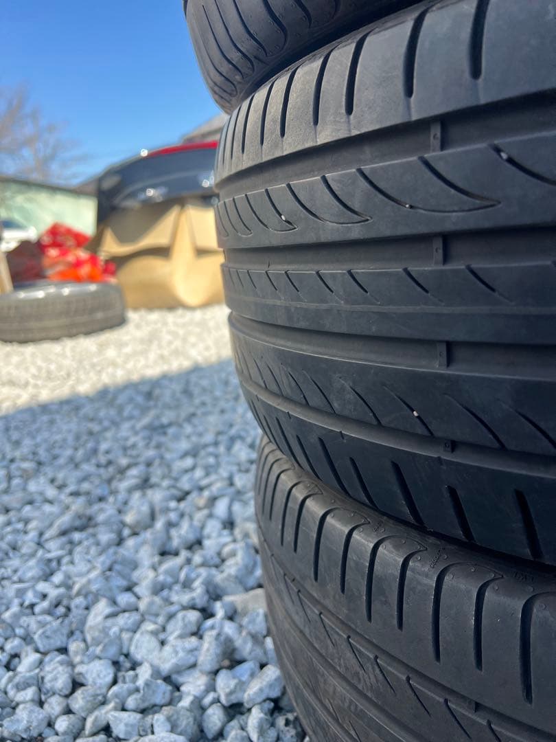 ピレリ　パワジー　225/45r18 23年製　早い者勝ち
