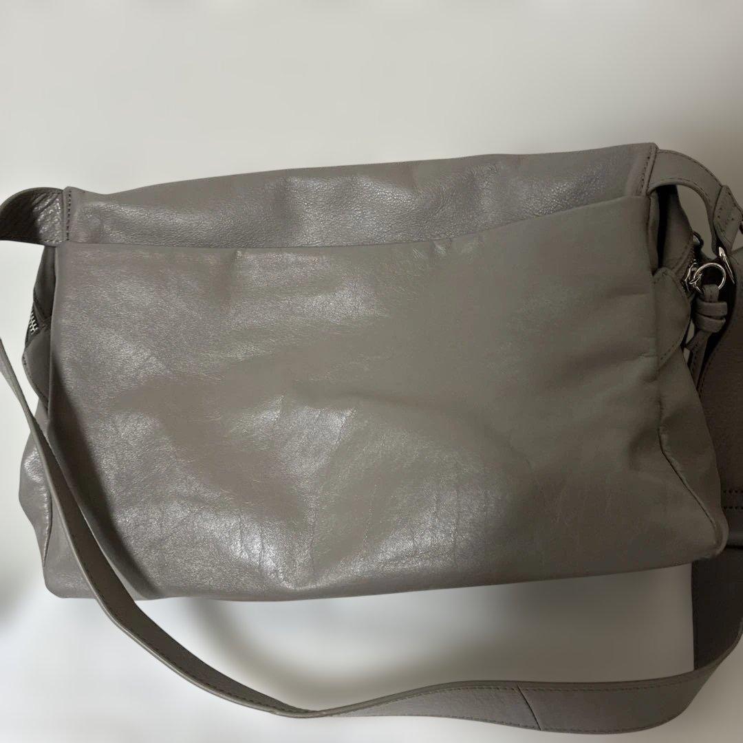 BEARDSLEYビアズリー　レザー バッグ