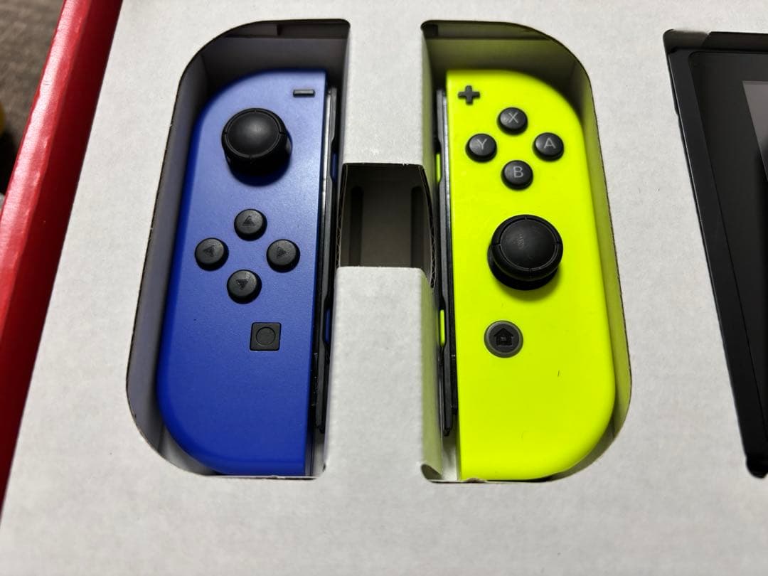 Nintendo Switch 本体新品