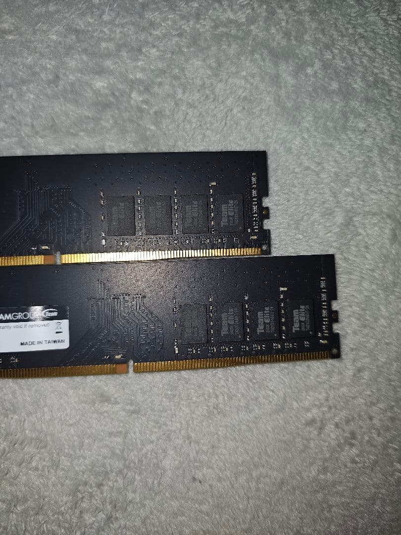 TEAMGROUP DDR4 2400 8GB ×2 計 16GB