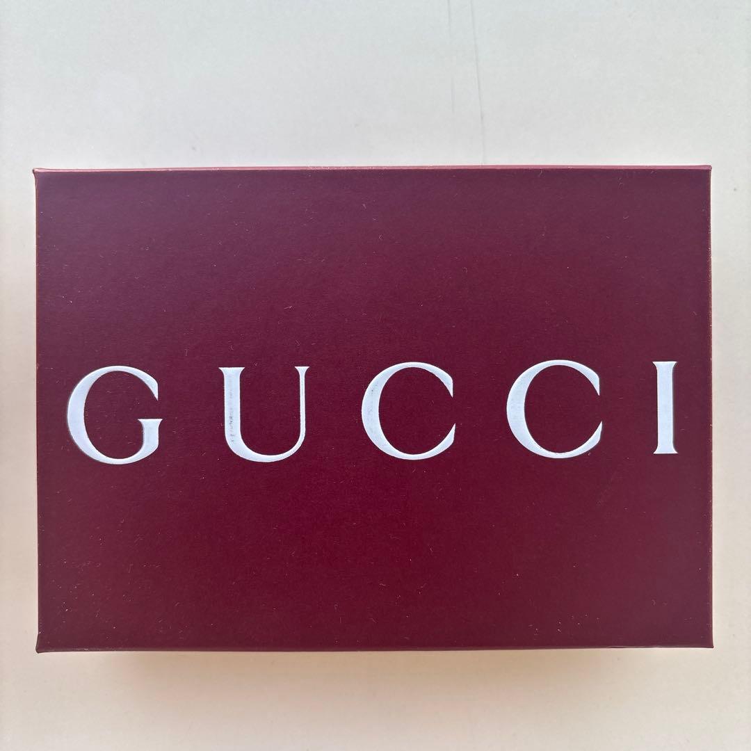 GUCCI ベージュ GGパターン 二つ折り財布