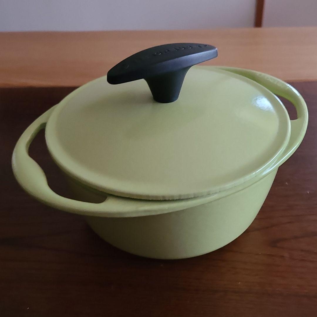ル・クルーゼ ココットロンド センセーションライン 15cm ピスタチオ