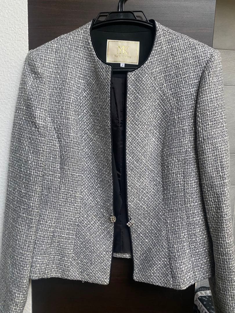 ノーカラージャケット　フォーマル　結婚式入学式Yukiko Kimijima