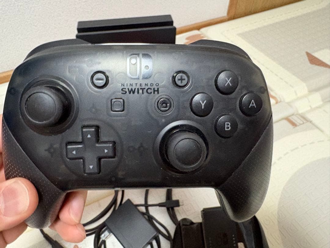 Nintendo Switch ネオンレッド/ネオンブルー 本体とプロコンセット