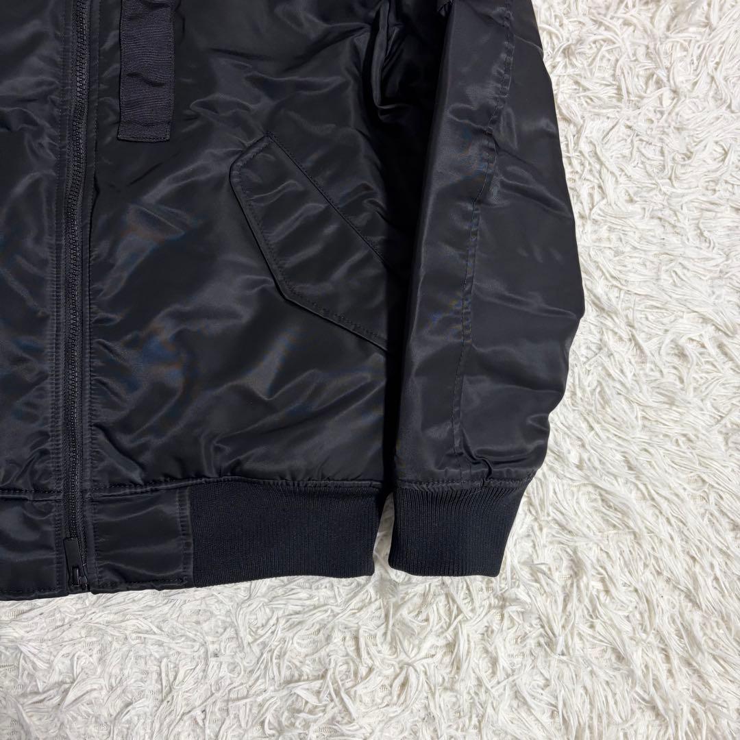 【極美品】UNIQLO +J ハイブリッドダウンオーバーサイズMA-1 Sサイズ