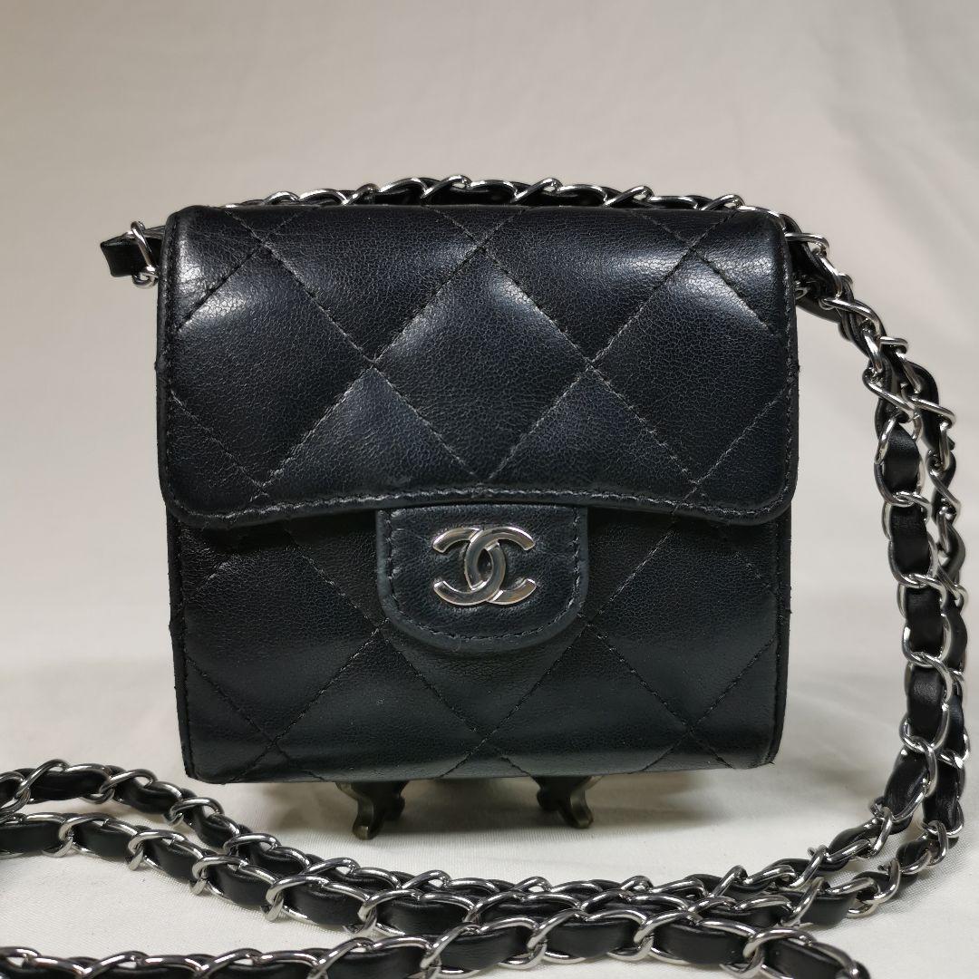 【極美品】CHANEL マトラッセ 二つ折り財布 クラシック 新品チェーン付