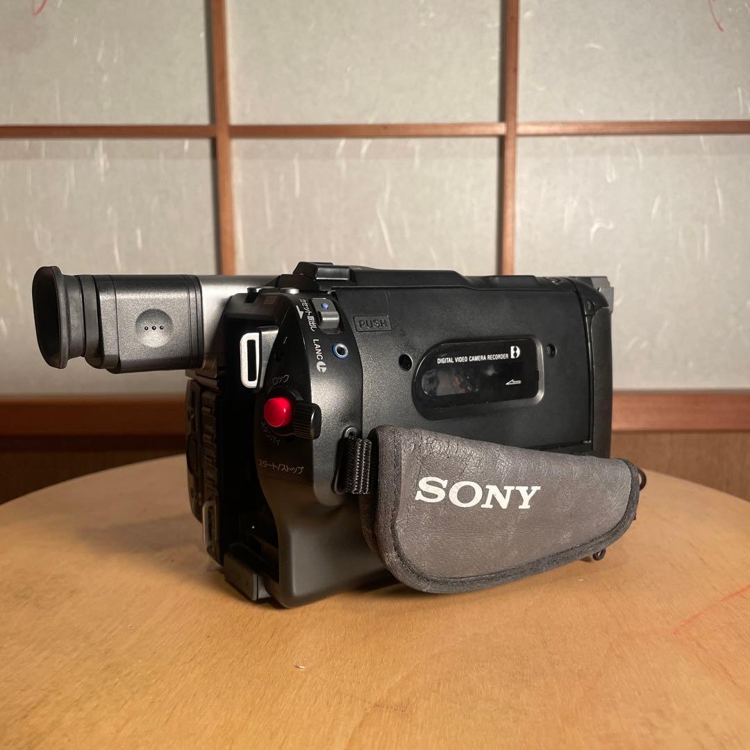 SONY DCR-TRV735 8mm Hi8ビデオカメラ