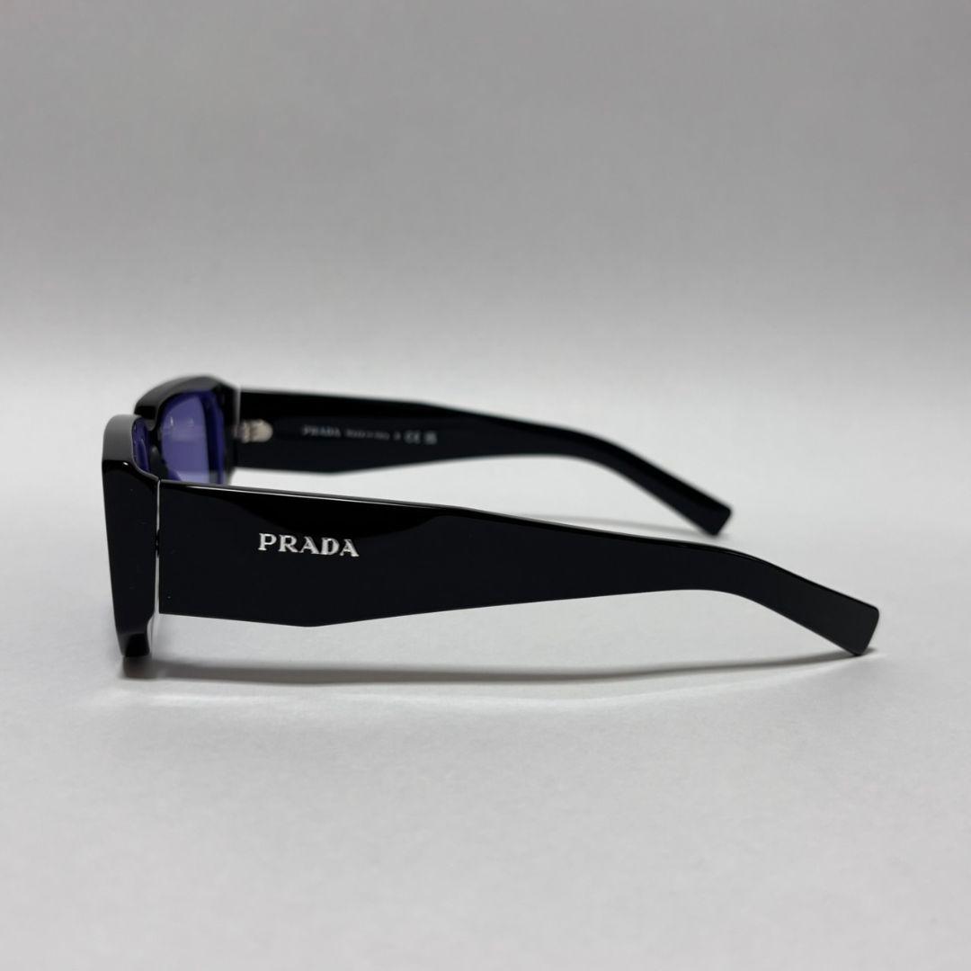 PRADA スクエア型 サングラス ブラック/パープル　PR06YS
