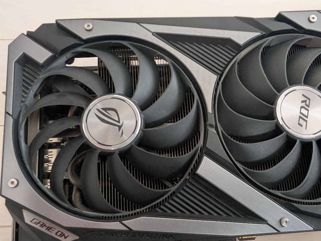 ASUS ROG STRIX RTX 3090 24GB GAMING動作確認済