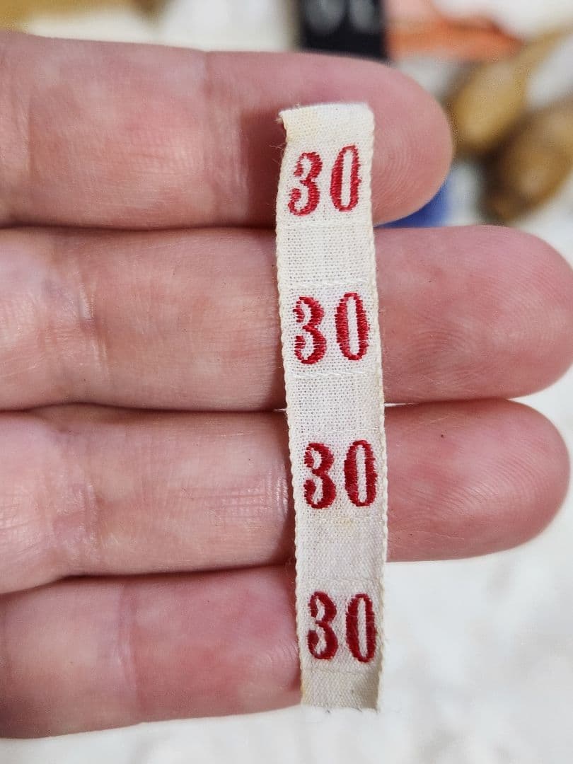 アンティーク 木製の小箱と道具セット刺繍 レース リネンレア貴重品フランス蚤の市