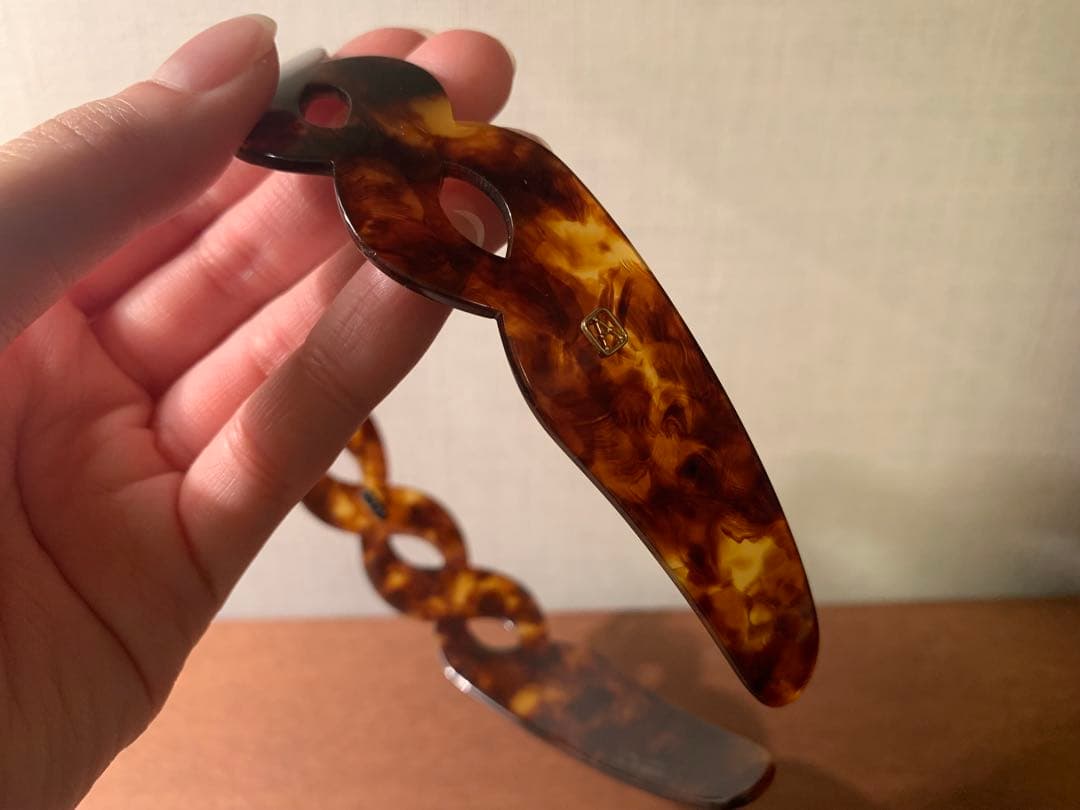 【お値下げ価格】アレクサンドルドゥパリ エカイユ　べっ甲カチューシャ