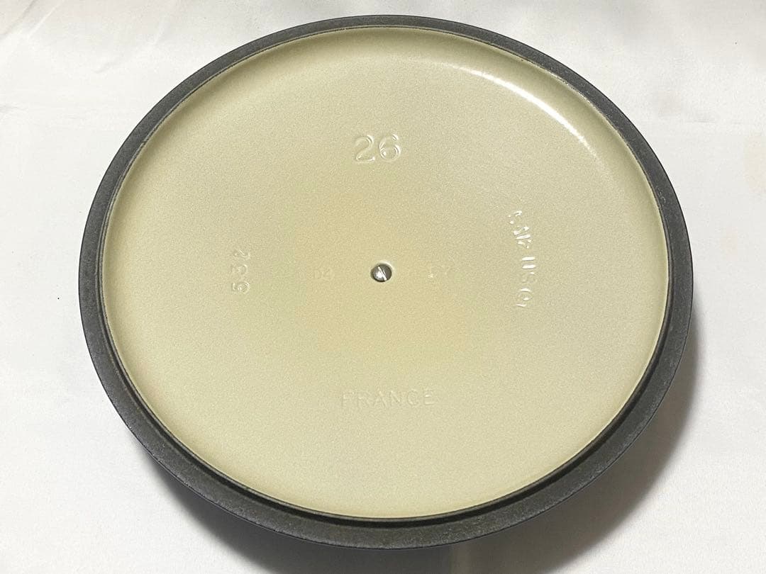 2T11 LE CREUSET ル・クルーゼ ココット・ロンド 両手鍋 26cm