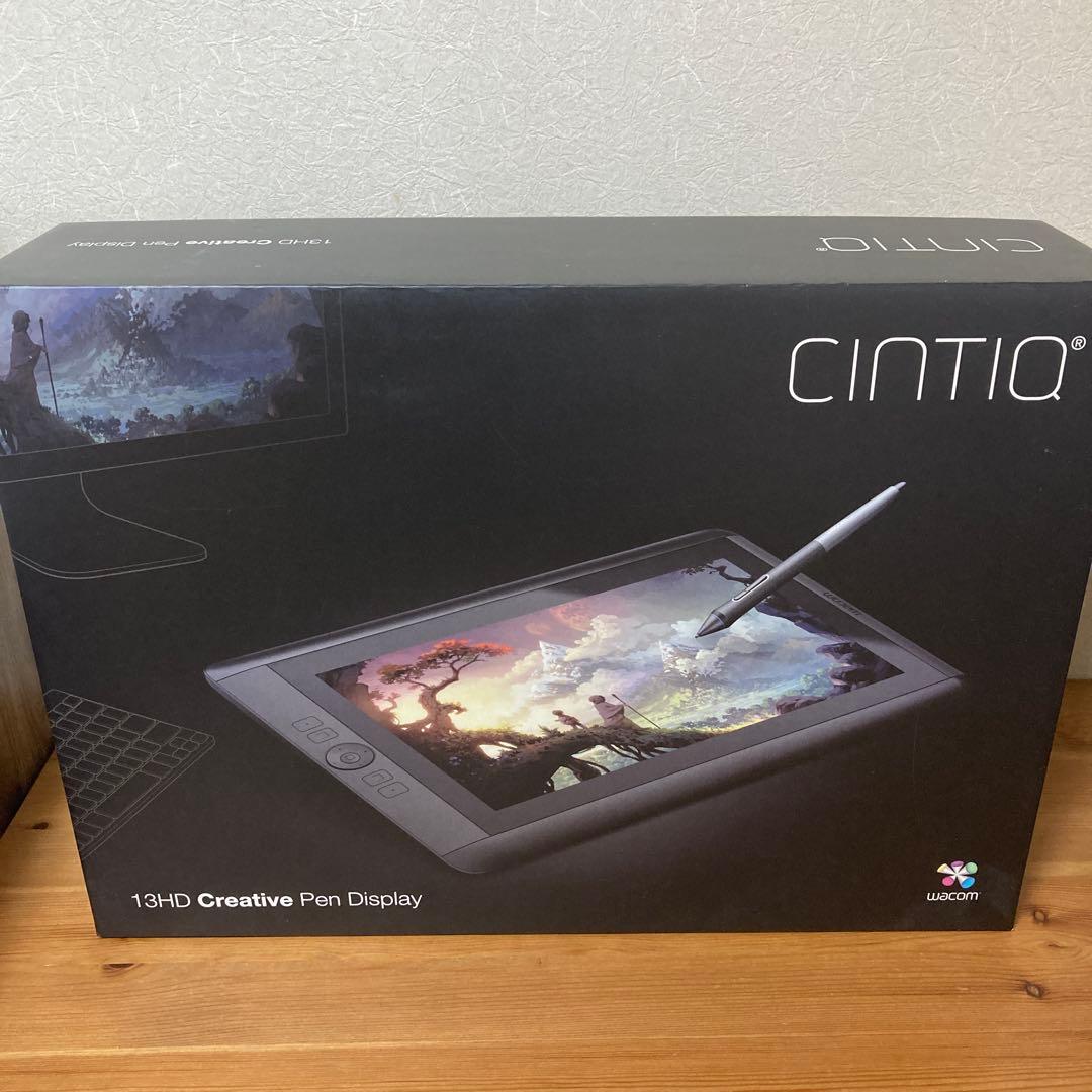 Wacom cintiq 13hd本体+付属品（KP501E01Xは買い換え済）