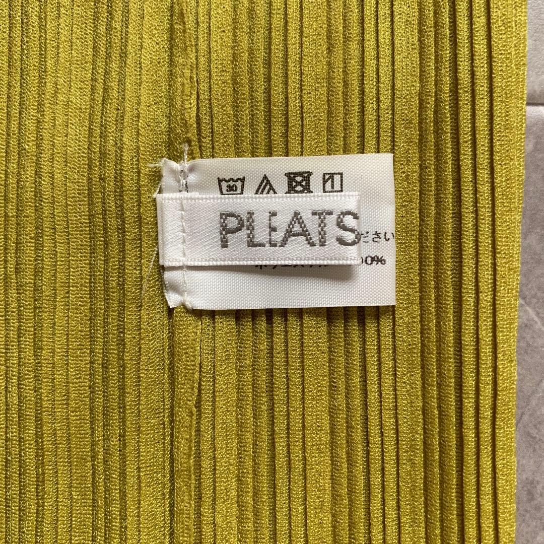 プリーツプリーズ　イッセイミヤケ　ネックウォーマー　オーチューブ 黄色