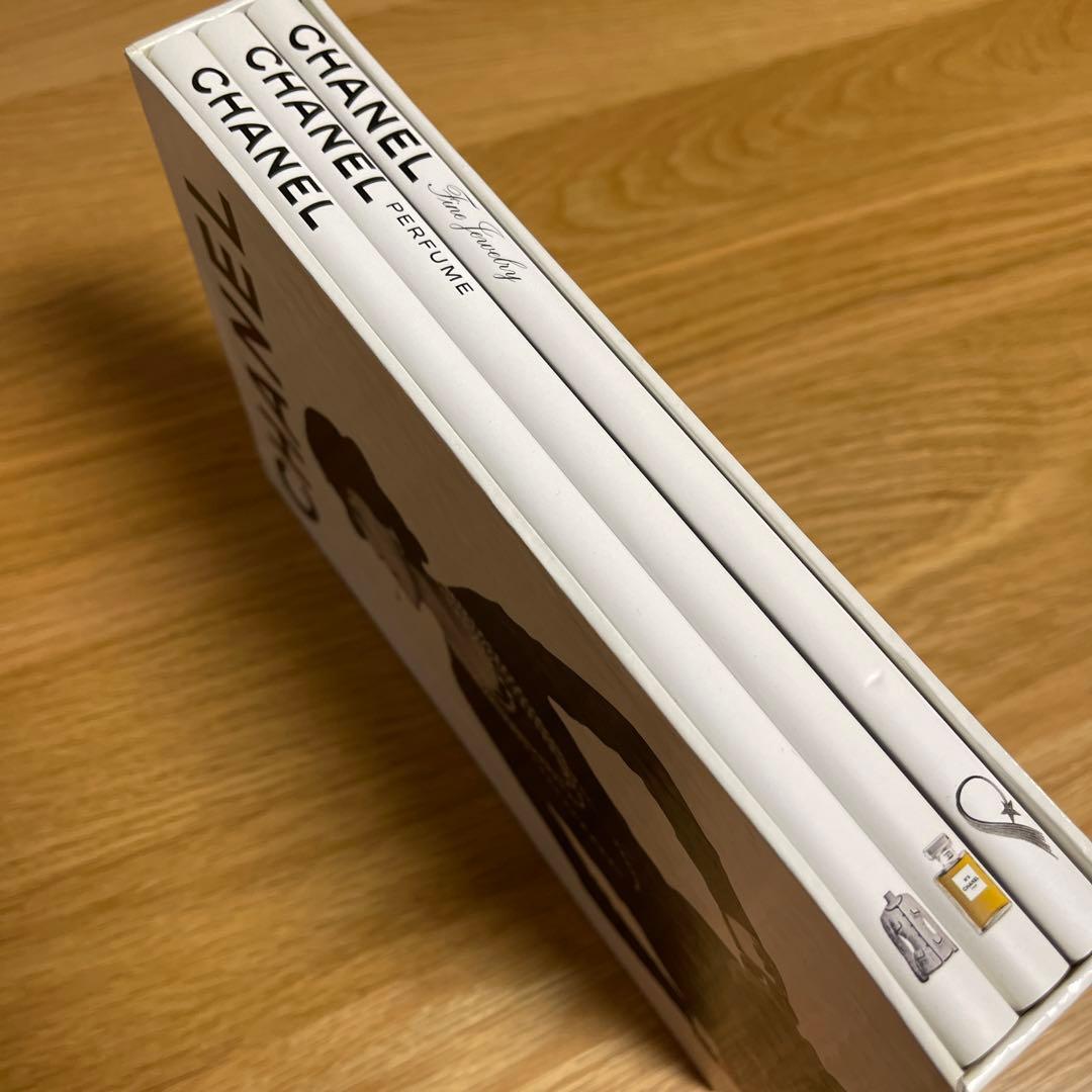 CHANEL ASSOULINE（アートブック）