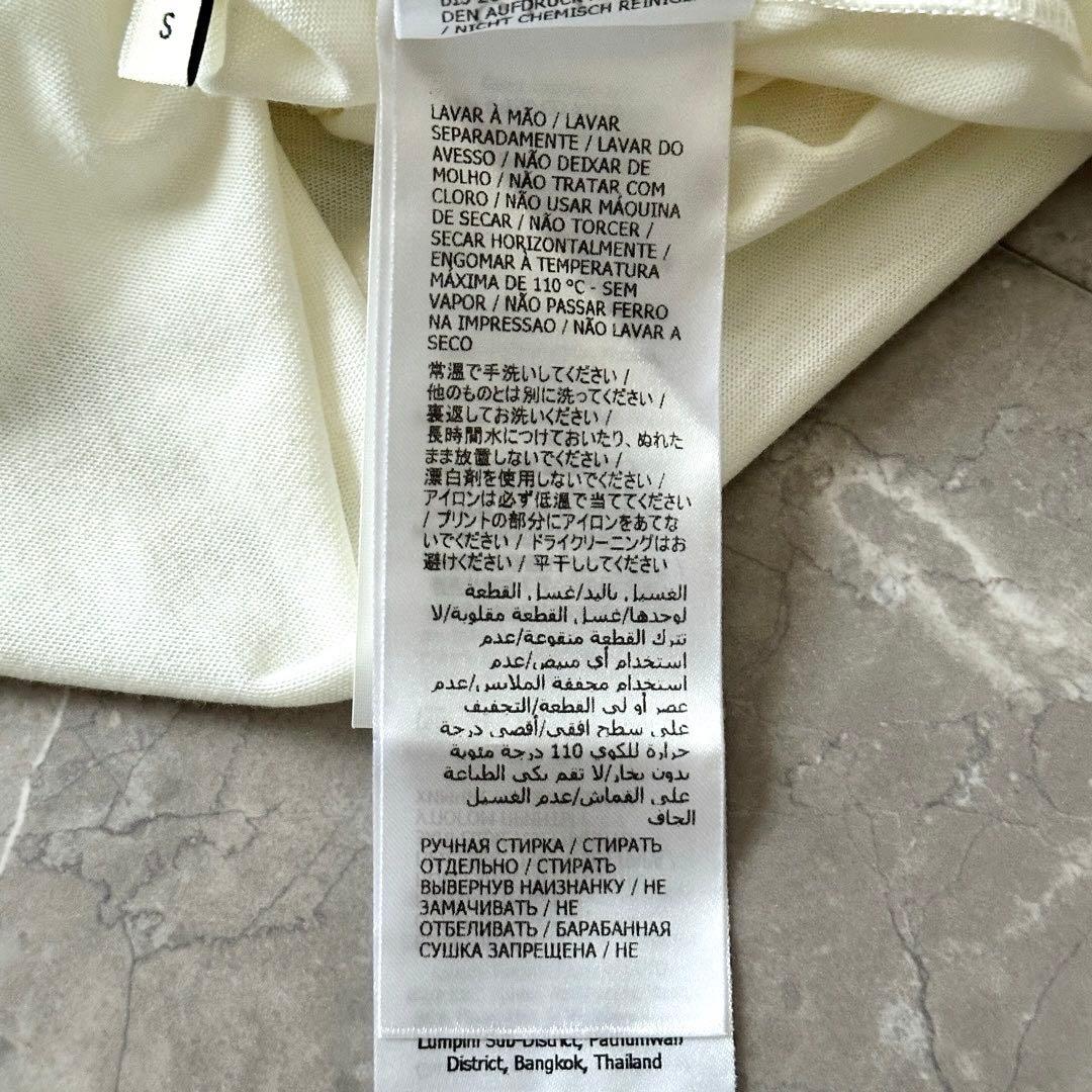 ランウェイ着用 GUCCI 2023AW Vネックカッティング 半袖カットソー